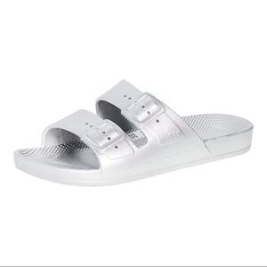 FREEDOM Moses Silverado Two Strap Sandals Size 40/41 (10-10.5)